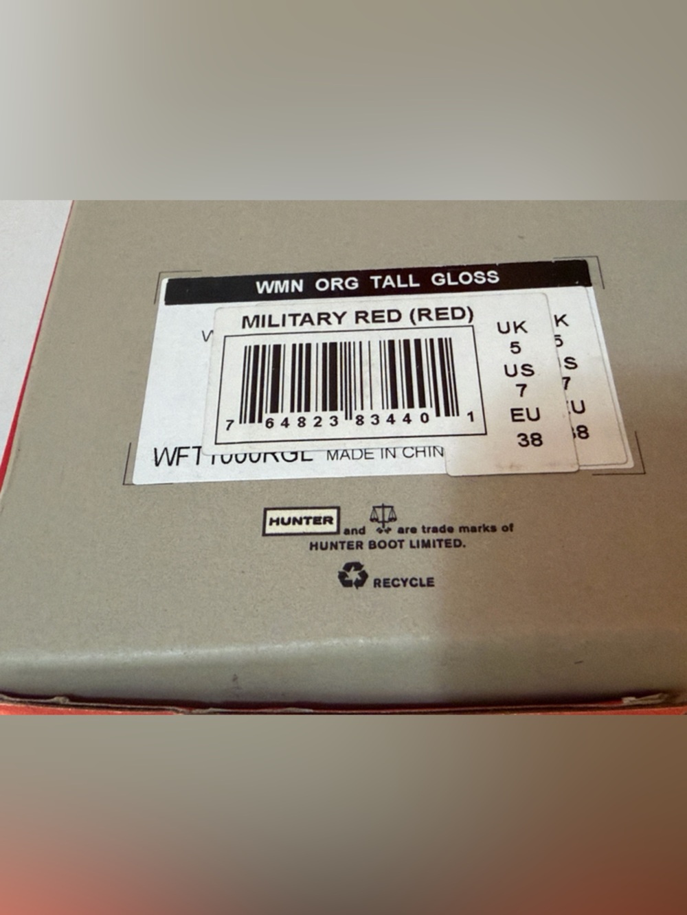 Hunter Women's Military Red Original Tall Gloss Rain Boots
Waterproof Size 7 NWT - Picture 13 of 13